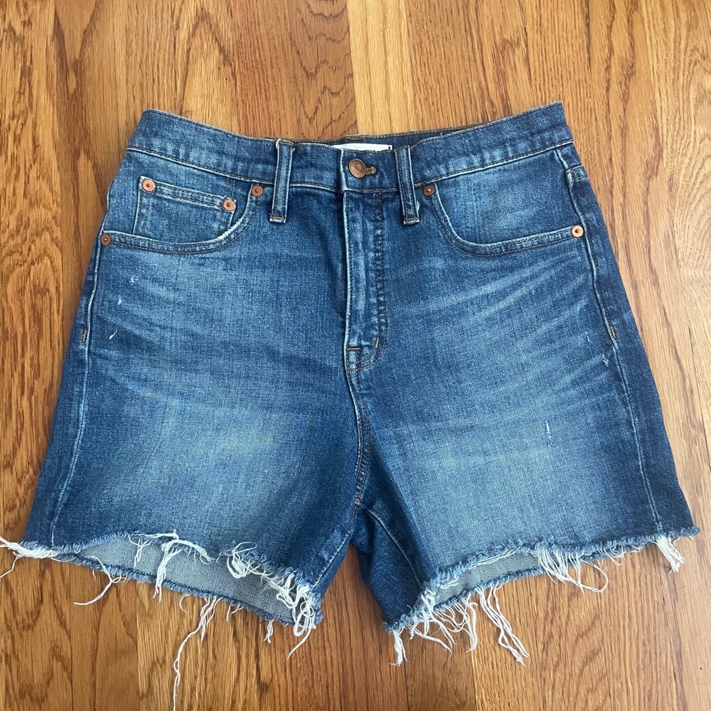 Madewell high rise denim shorts 28